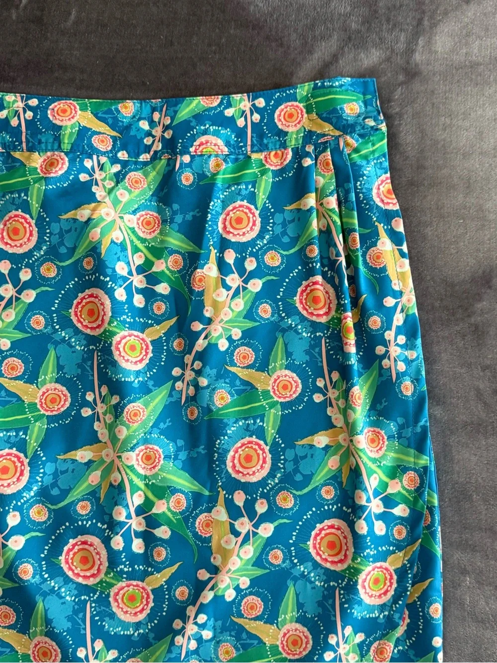 RIPSKIRT Womens Small HAWAII True Wrap Skirt Blue Orange Print Length 3 Resort
